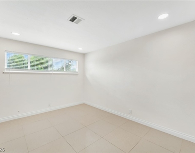 4301 Nolan Lane - Photo Thumbnail 14