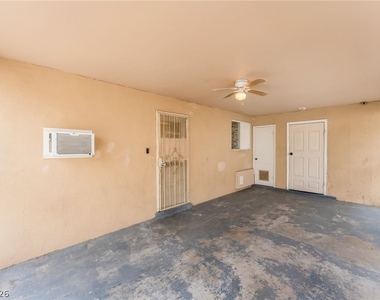 4301 Nolan Lane - Photo Thumbnail 34