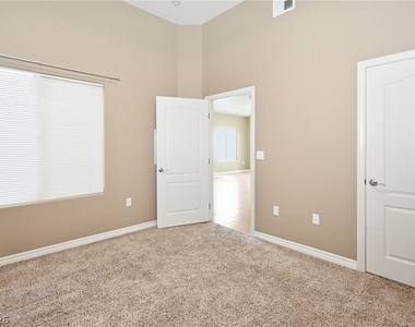 8985 S Durango Drive - Photo Thumbnail 20