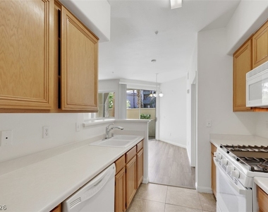 7103 S Durango Drive - Photo Thumbnail 8