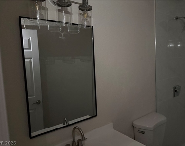 530 Elm Drive - Photo Thumbnail 5