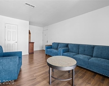 4450 Sandy River Drive - Photo Thumbnail 1