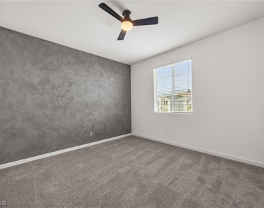 6118 Garden Oasis Street - Photo Thumbnail 17
