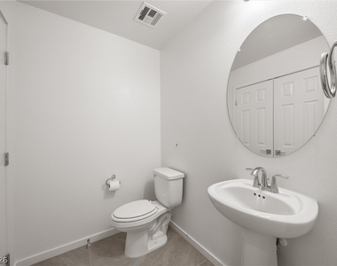 6118 Garden Oasis Street - Photo Thumbnail 31