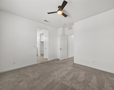 6118 Garden Oasis Street - Photo Thumbnail 18