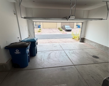 916 Riggs Flats Avenue - Photo Thumbnail 37