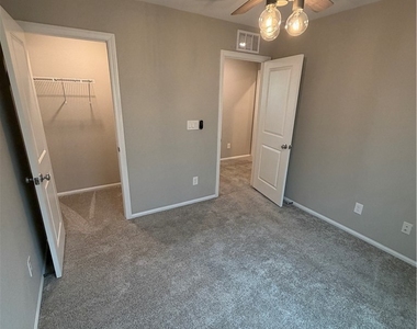 916 Riggs Flats Avenue - Photo Thumbnail 26
