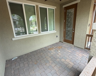 916 Riggs Flats Avenue - Photo Thumbnail 34