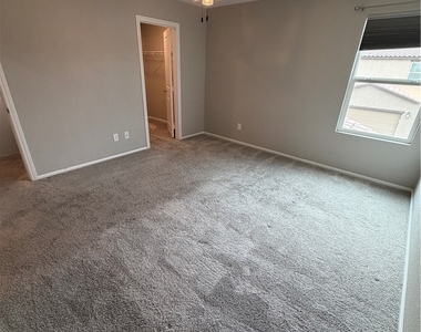 916 Riggs Flats Avenue - Photo Thumbnail 20