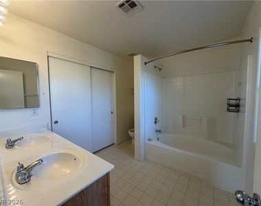 10381 Coyote Cub Avenue - Photo Thumbnail 14