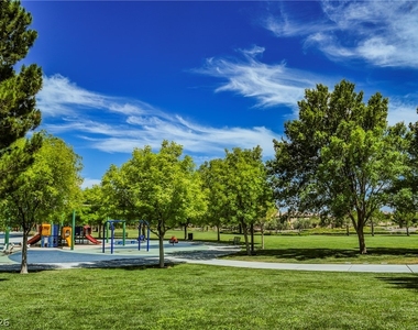 11764 Via Esperanza Avenue - Photo Thumbnail 16
