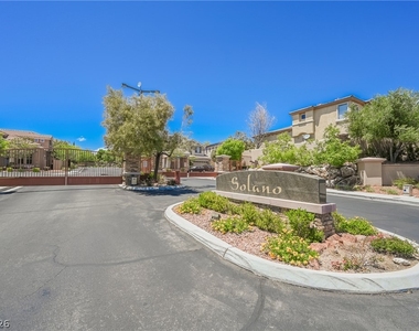 11764 Via Esperanza Avenue - Photo Thumbnail 14