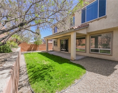 11764 Via Esperanza Avenue - Photo Thumbnail 4