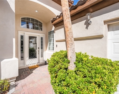 485 Indigo Springs Street - Photo Thumbnail 6