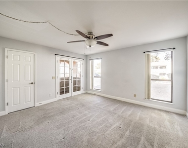 3411 Sunfish Drive - Photo Thumbnail 16