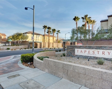 7753 Lamb Silk Court - Photo Thumbnail 8