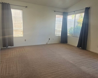 7828 Summer Harvest Avenue - Photo Thumbnail 25
