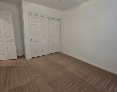 7828 Summer Harvest Avenue - Photo Thumbnail 23
