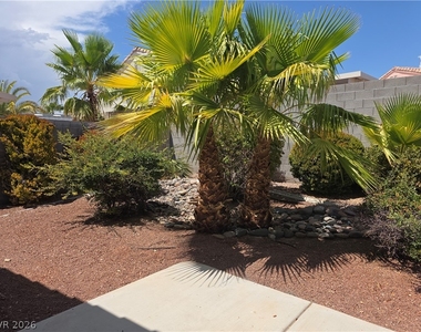 7828 Summer Harvest Avenue - Photo Thumbnail 16