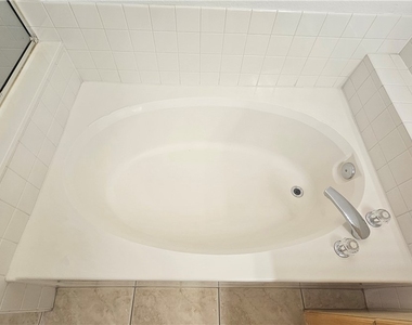 7828 Summer Harvest Avenue - Photo Thumbnail 22