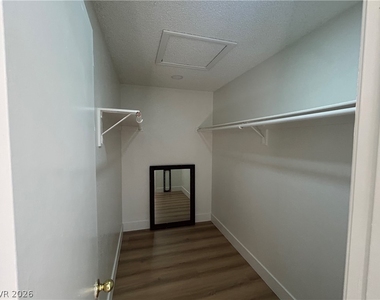 3937 S Torrey Pines Drive - Photo Thumbnail 20