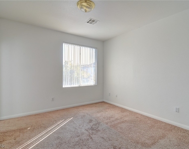 6180 Bridgeport Hills Avenue - Photo Thumbnail 9