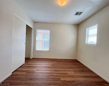 3994 Chasing Heart Way - Photo Thumbnail 18