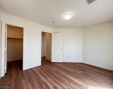 3994 Chasing Heart Way - Photo Thumbnail 15
