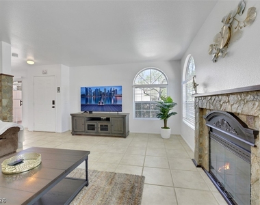7989 Lisa Dawn Avenue - Photo Thumbnail 7