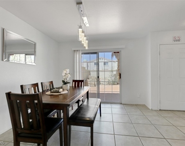 7989 Lisa Dawn Avenue - Photo Thumbnail 10