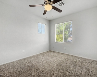 2392 Predera Avenue - Photo Thumbnail 27