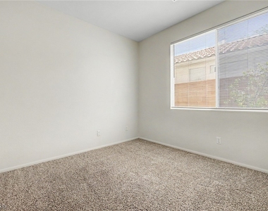 2392 Predera Avenue - Photo Thumbnail 21