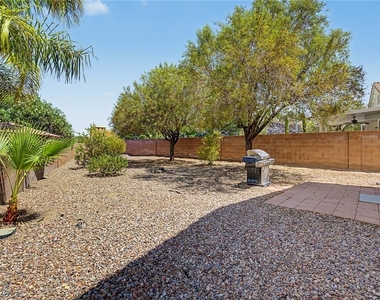 2392 Predera Avenue - Photo Thumbnail 35