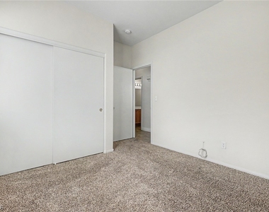 2392 Predera Avenue - Photo Thumbnail 22