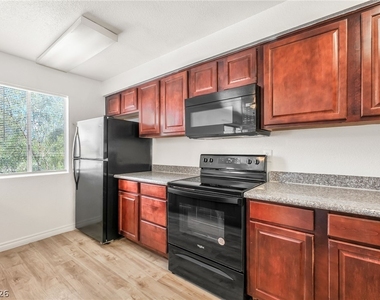 5300 Indian River Drive - Photo Thumbnail 6
