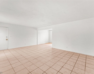 3204 N Michael Way - Photo Thumbnail 6