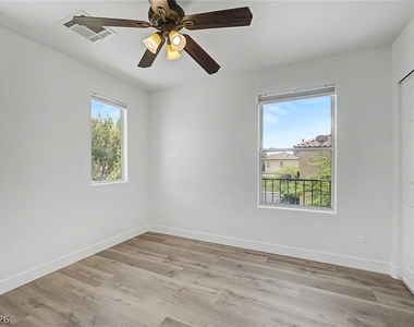8168 New Leaf Avenue - Photo Thumbnail 19