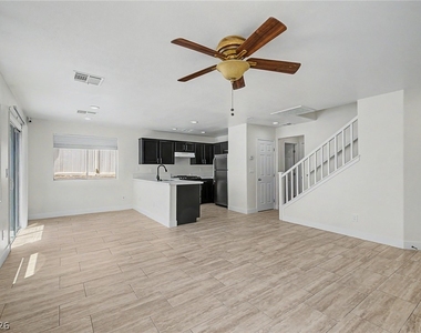 8168 New Leaf Avenue - Photo Thumbnail 5