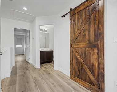 8168 New Leaf Avenue - Photo Thumbnail 21