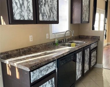 1476 Reef Ridge Court - Photo Thumbnail 4