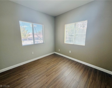 5250 S Rainbow Boulevard - Photo Thumbnail 12
