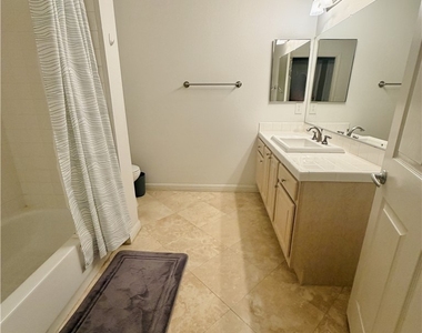 5250 S Rainbow Boulevard - Photo Thumbnail 15