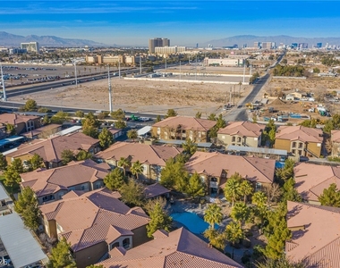 9000 Las Vegas Boulevard - Photo Thumbnail 16