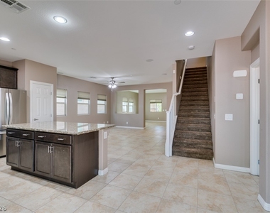374 Taylor Springs Street - Photo Thumbnail 16
