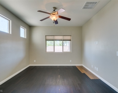 374 Taylor Springs Street - Photo Thumbnail 24