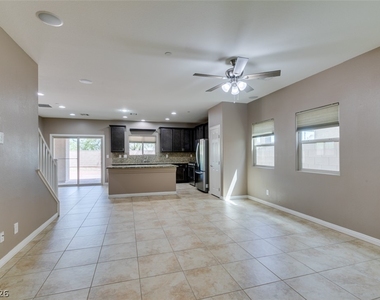 374 Taylor Springs Street - Photo Thumbnail 7