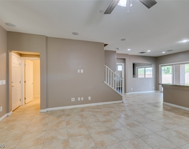 374 Taylor Springs Street - Photo Thumbnail 12