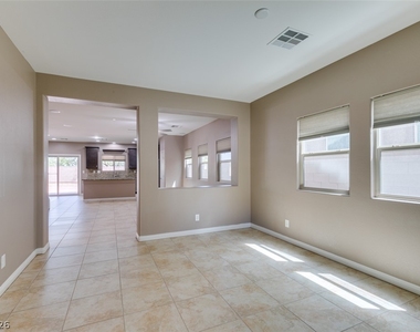 374 Taylor Springs Street - Photo Thumbnail 2