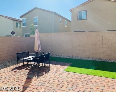 7867 Pink Opal Avenue - Photo Thumbnail 13