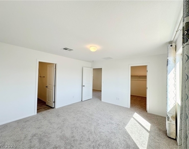 7623 Royal Halo Avenue - Photo Thumbnail 15